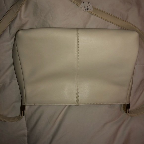 Purse - Picture 3 of 5